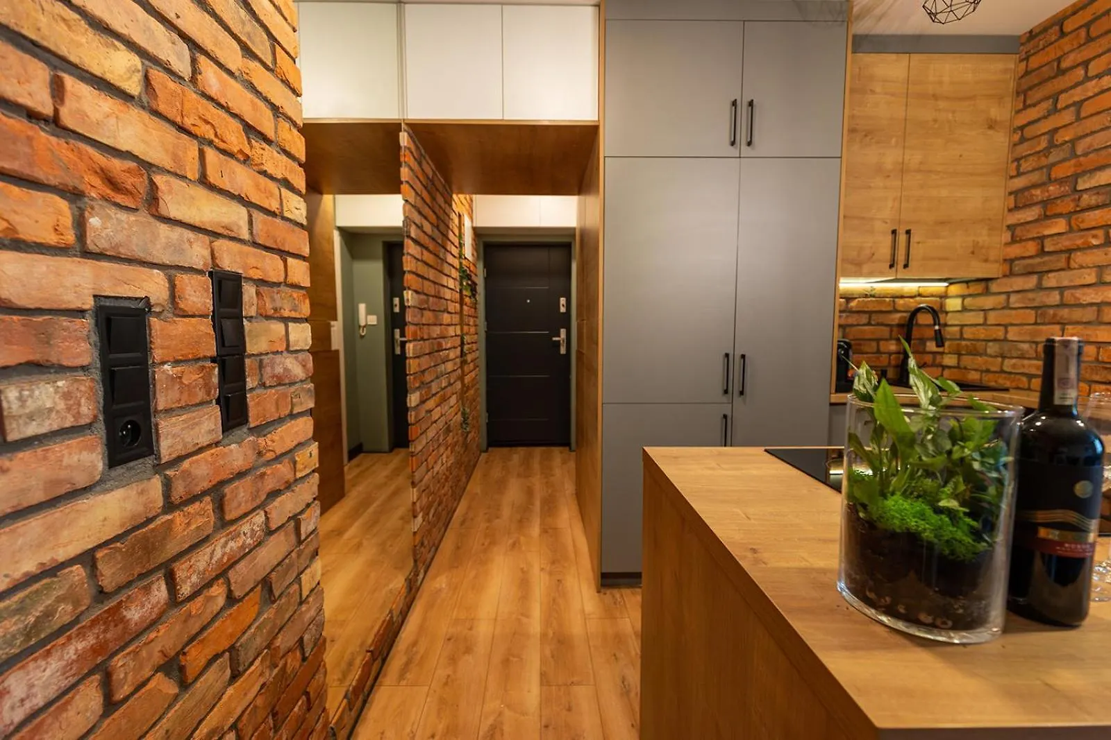 דירות גדנסק Brick Loft Premium 0*,  פולין